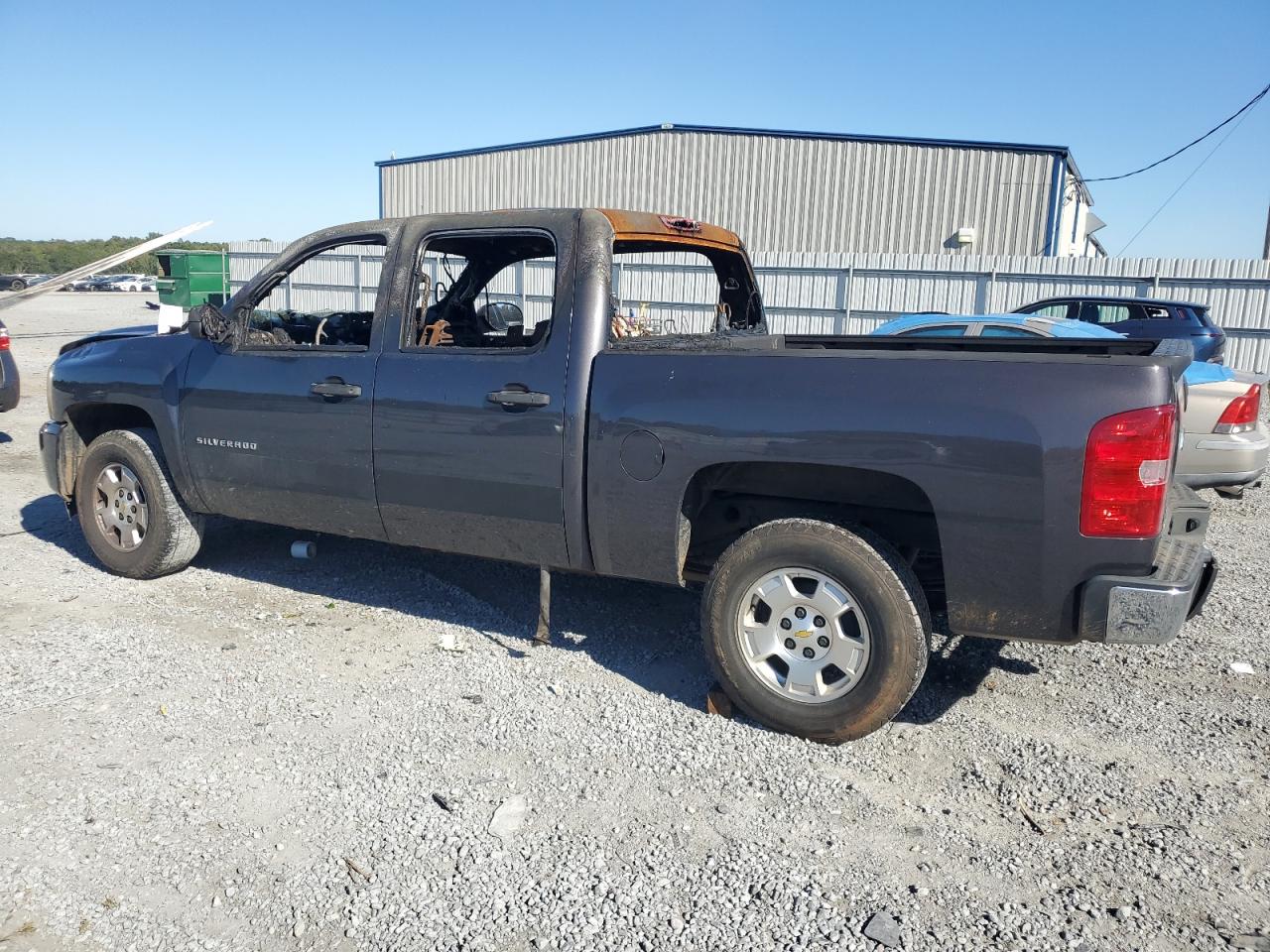2011 Chevrolet Silverado - Image 2