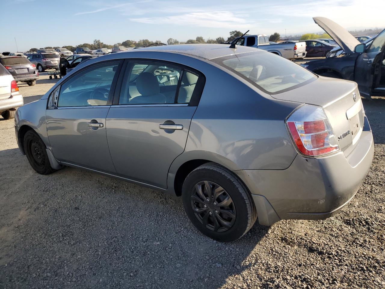 2007 Nissan Sentra - Image 2