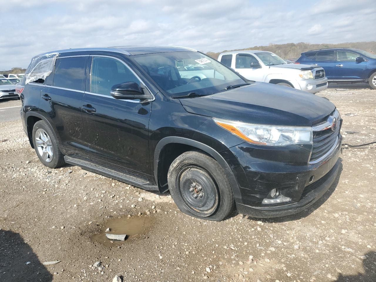 2014 Toyota Highlander - Image 4