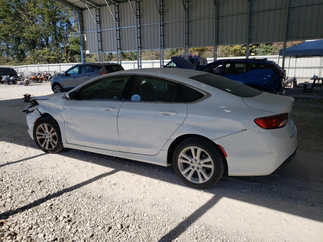 2016 Chrysler 200 - Image 2