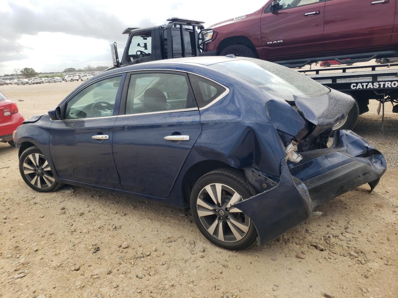 2019 Nissan Sentra - Image 2