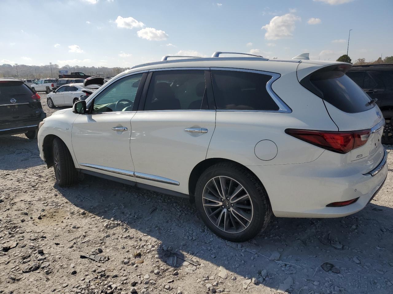 2020 Infiniti QX60 - Image 2