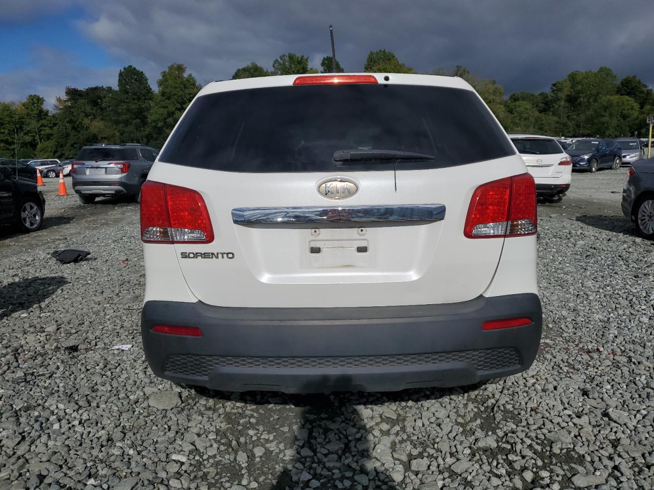 5XYKT3A15BG009489 2011 Kia Sorento Base