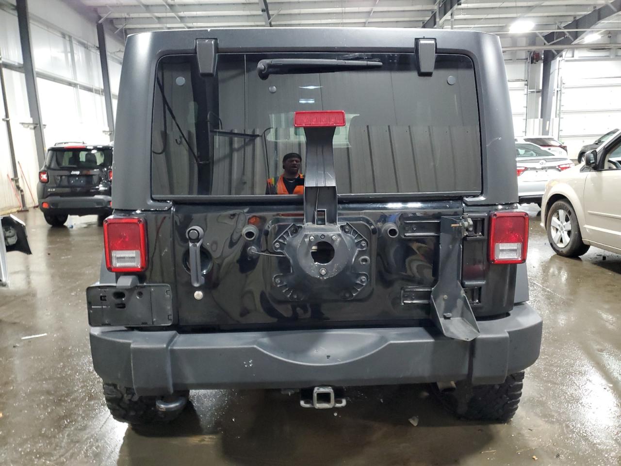 1C4BJWDGXJL830873 2018 Jeep Wrangler Unlimited Sport