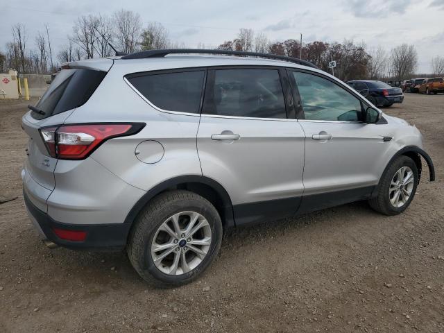  FORD ESCAPE 2018 Серебристый