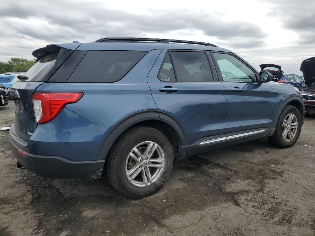 2020 Ford Explorer - Image 3