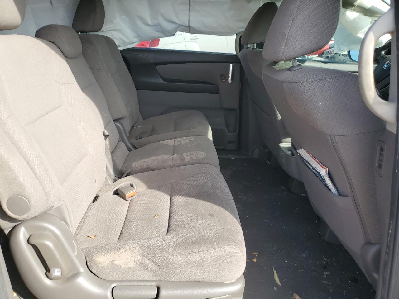 2017 Honda Odyssey - Image 11