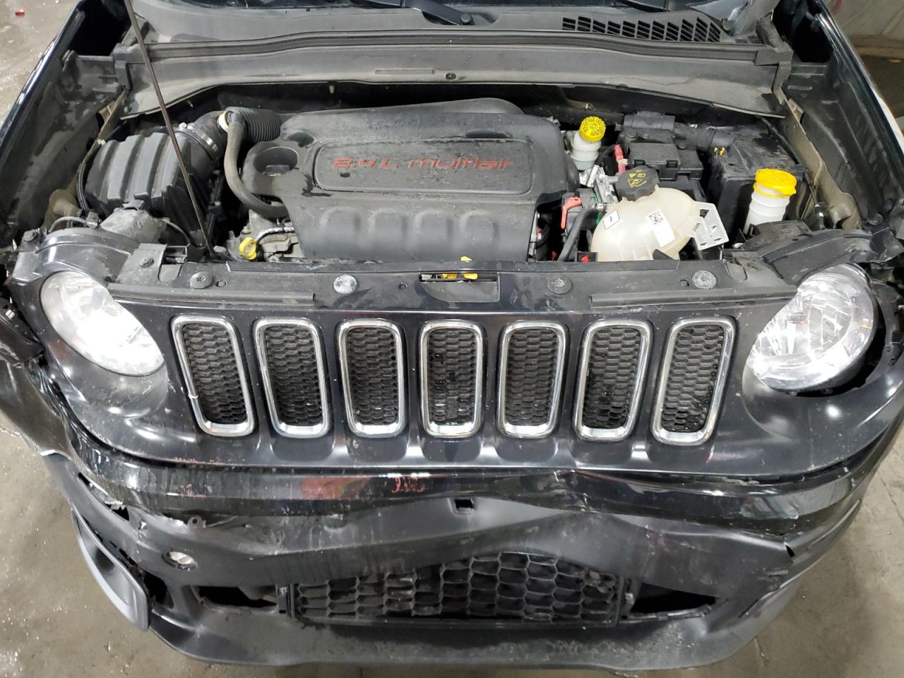 ZACCJBBT0FPB67869 2015 Jeep Renegade Latitude