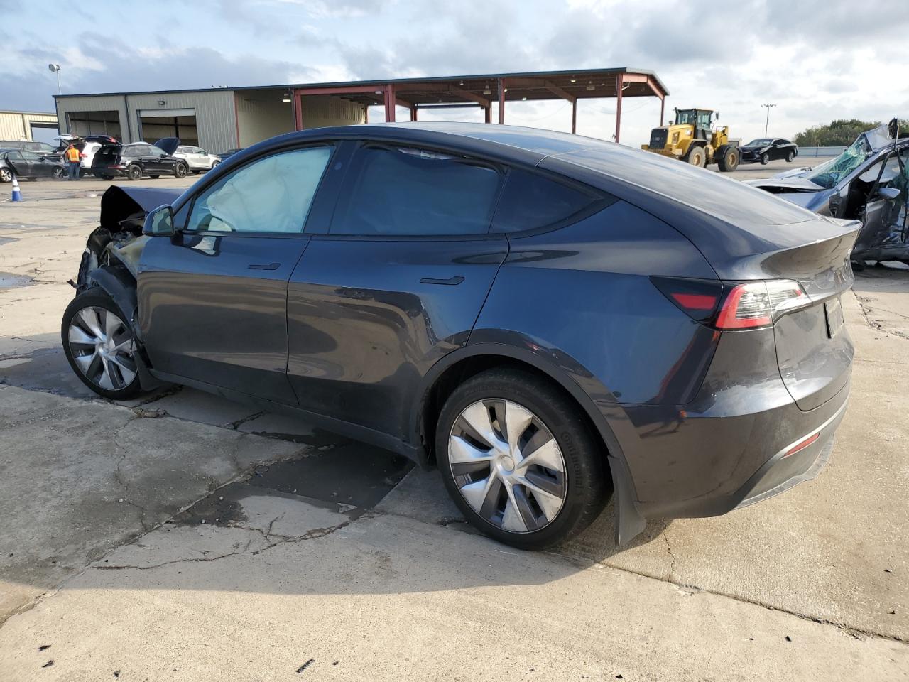 VIN 7SAYGDED6RF054499 2024 TESLA MODEL Y no.2