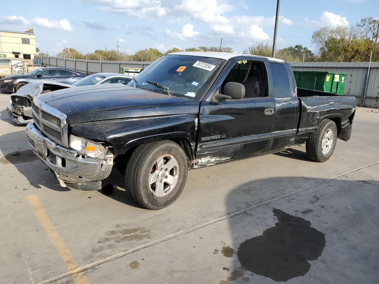 2000 Dodge RAM - Image 1
