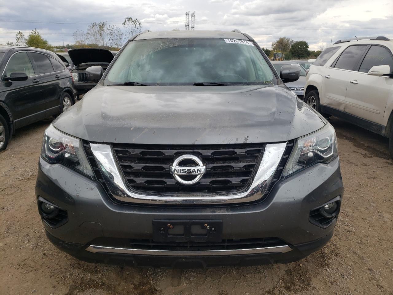 2018 Nissan Pathfinder - Image 5