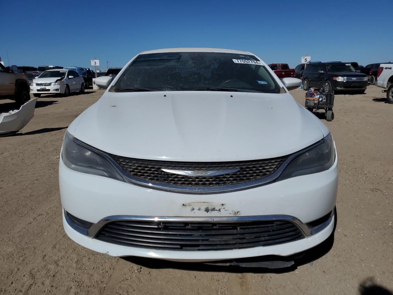 2016 Chrysler 200 - Image 5