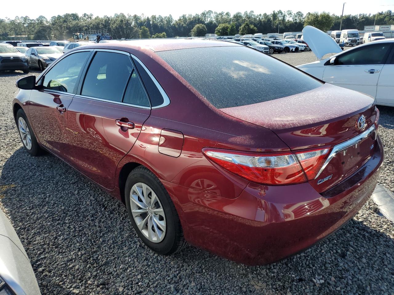 4T1BF1FK9HU686478 2017 TOYOTA CAMRY - Image 2