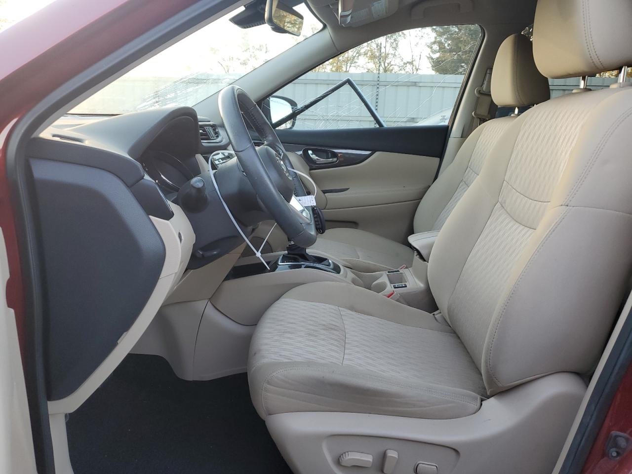 2019 Nissan Rogue - Image 7