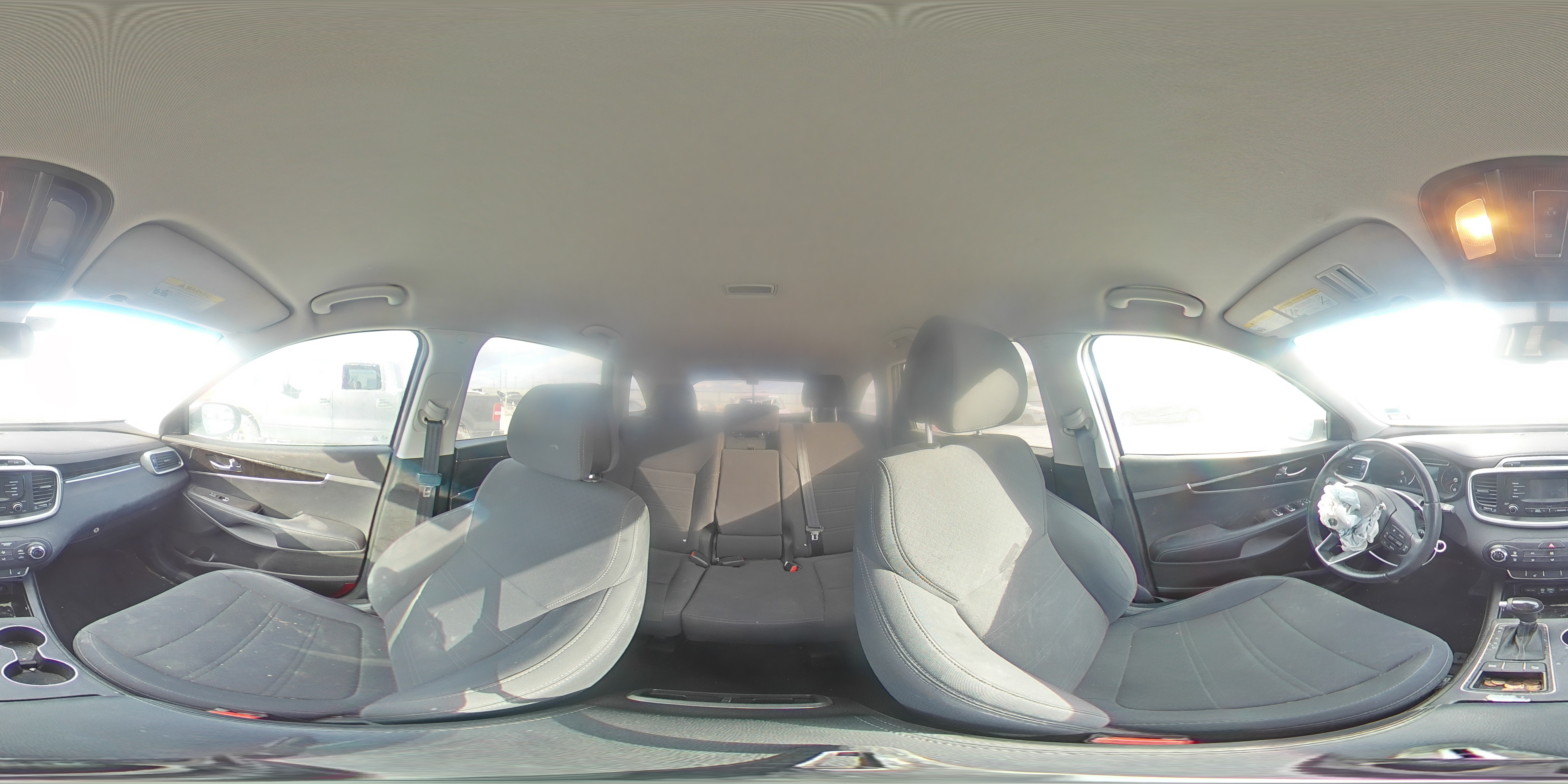 2016 Kia Sorento - Image 14