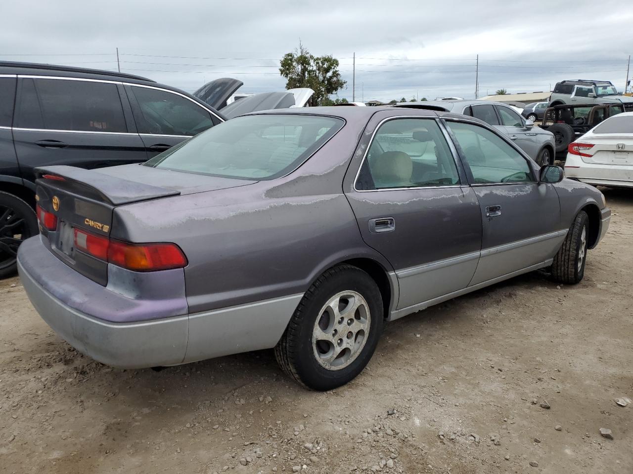 1999 Toyota Camry Ce VIN: 4T1BG22K3XU865607 Lot: 75080134