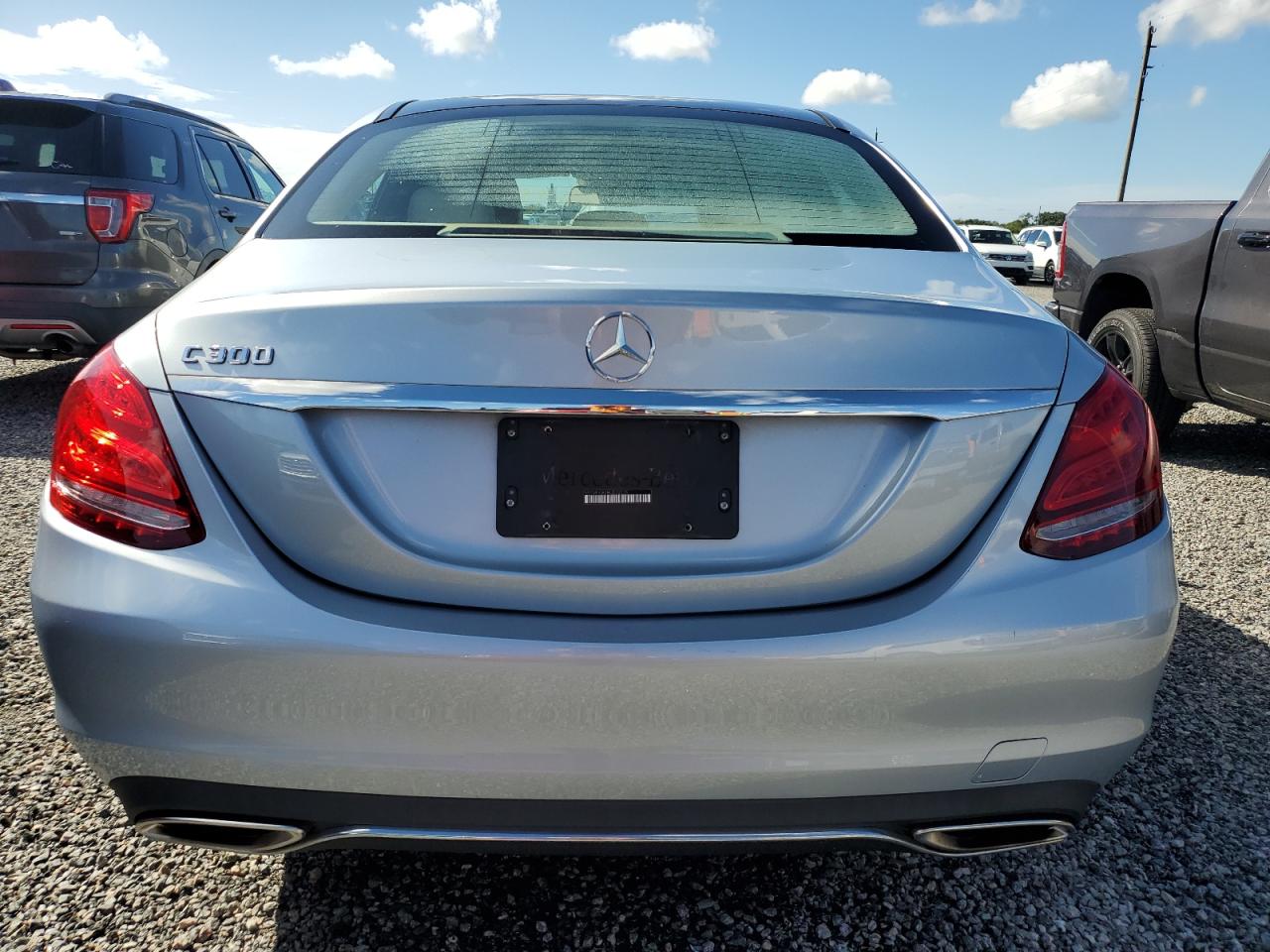 55SWF4JB1HU210215 2017 Mercedes-Benz C 300