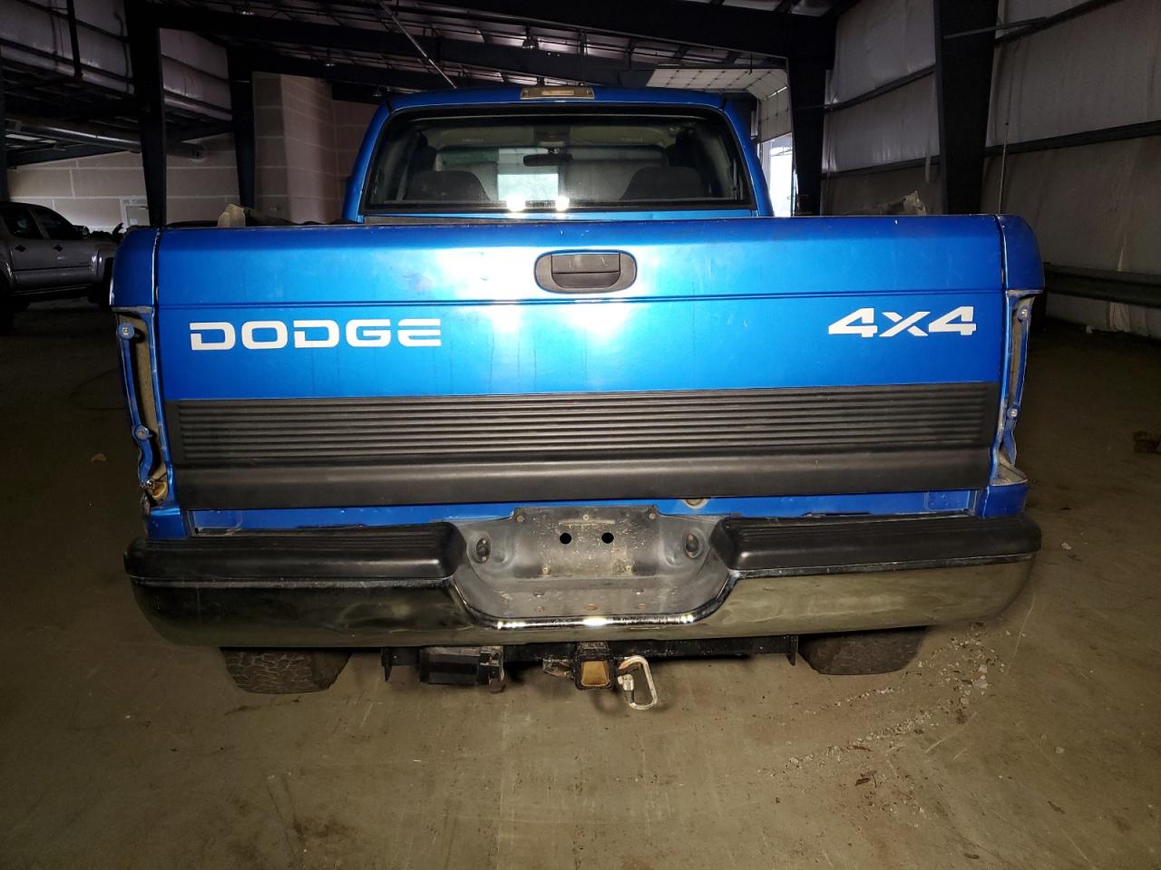 3B7KF2369XG139830 1999 Dodge Ram 2500