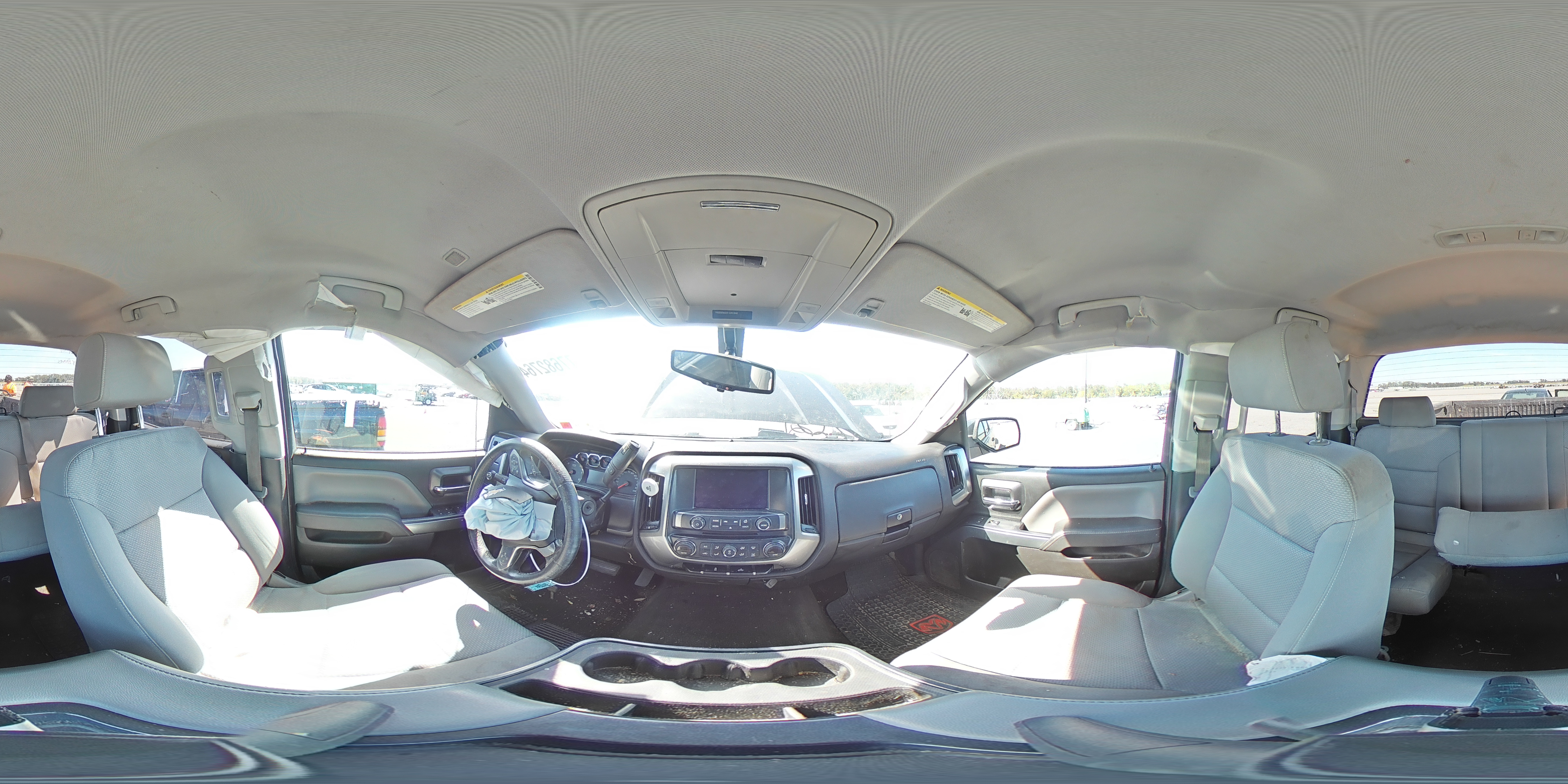 2016 Chevrolet Silverado - Image 13