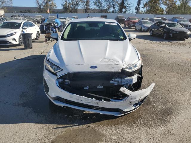 3FA6P0HD9LR247959 Ford Fusion SE 5