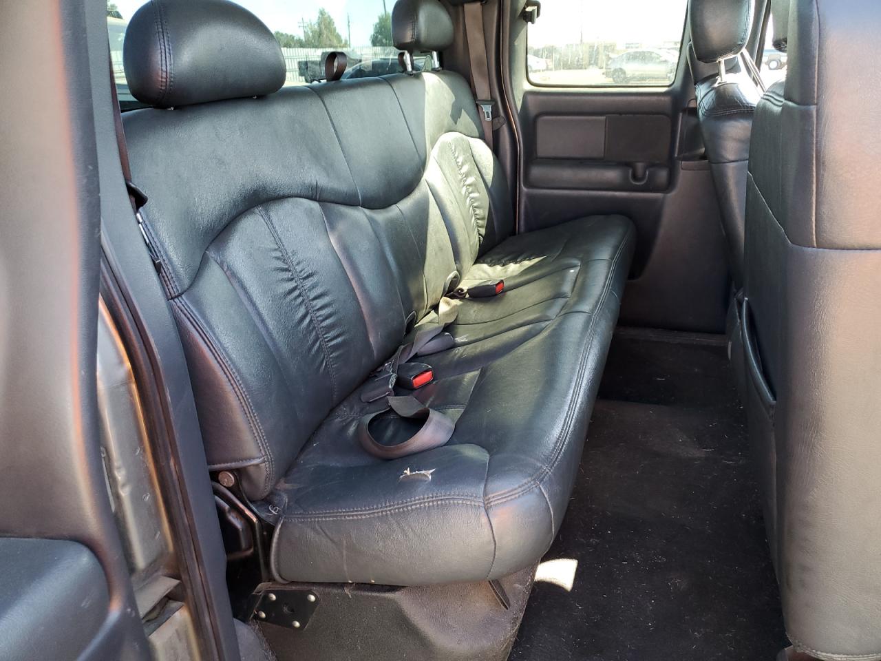 2001 Chevrolet Silverado K1500 VIN: 1GCEK19T71E167057 Lot: 75776904