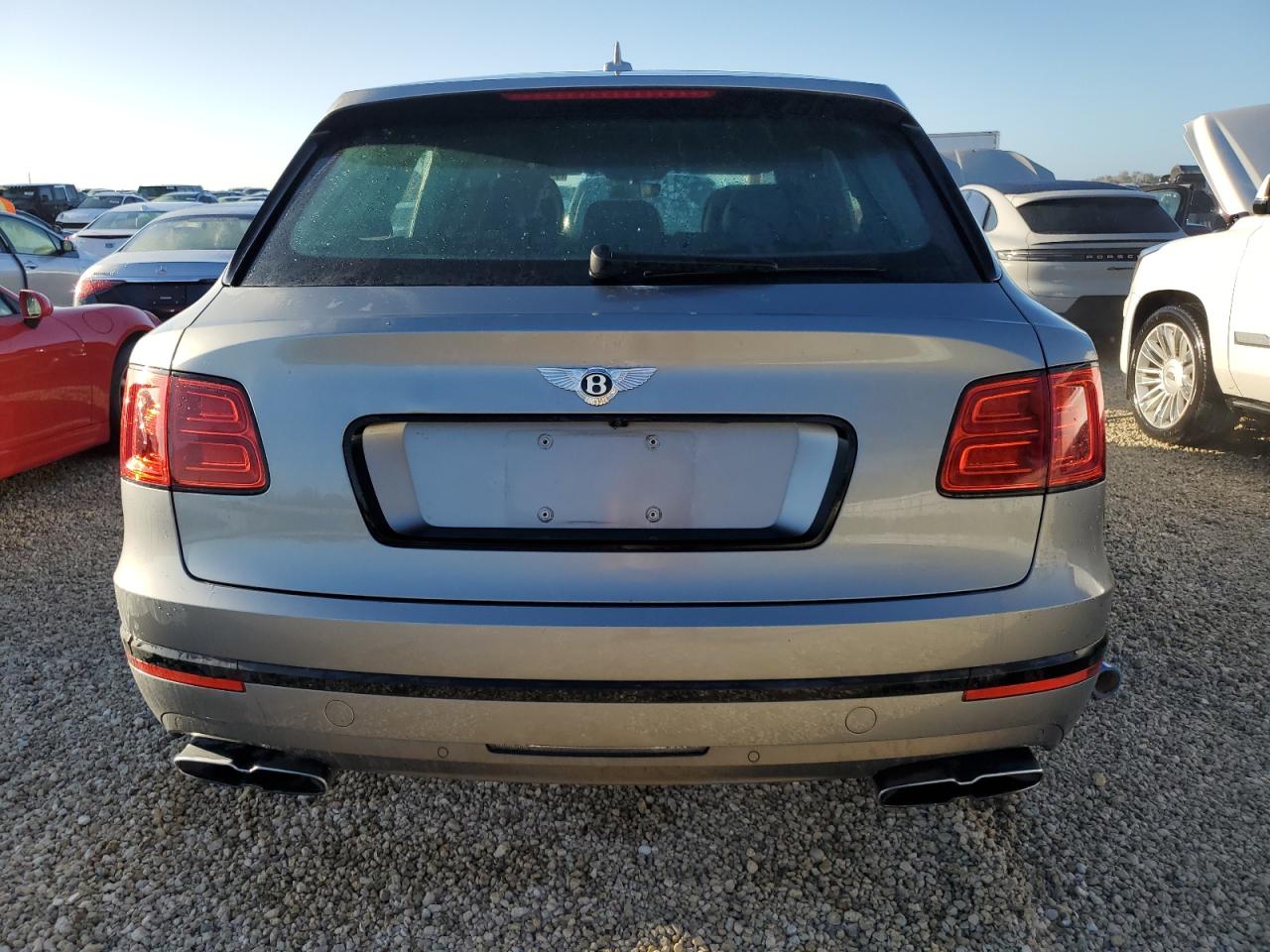 SJAAM2ZV4KC024727 2019 Bentley Bentayga