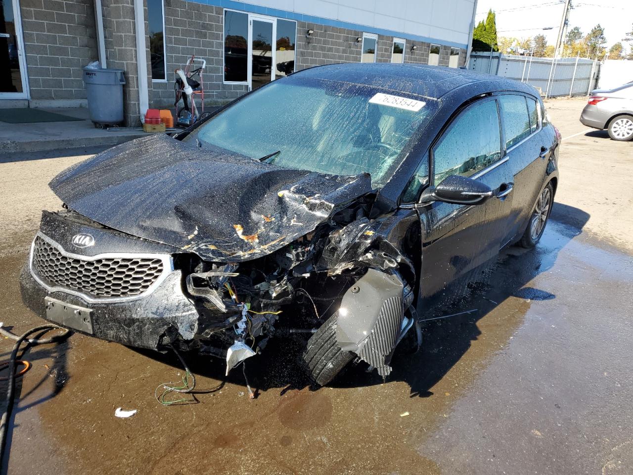 2015 Kia Forte - Image 1