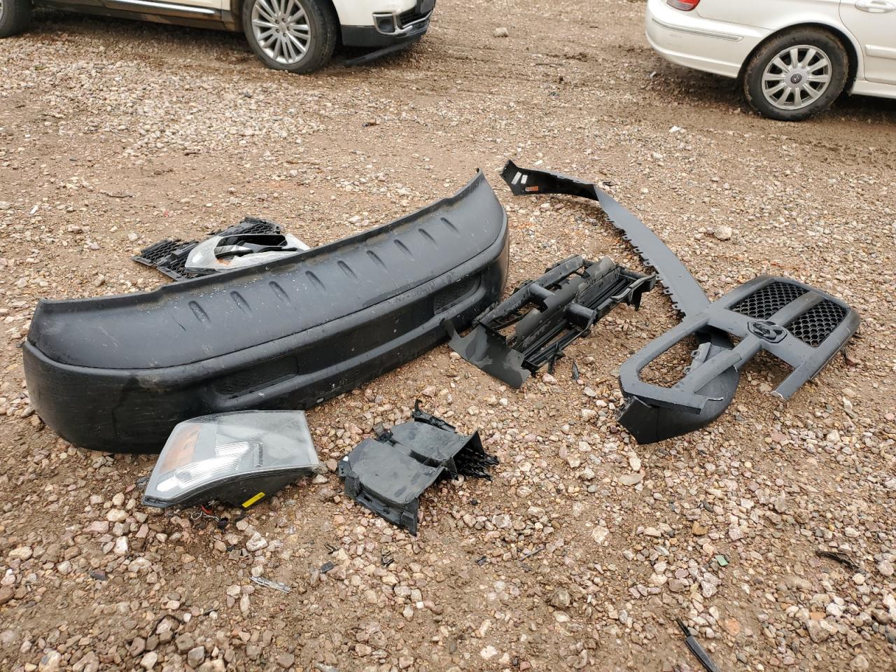 2021 RAM 1500 - Image 12