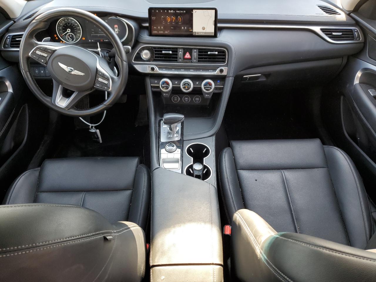 2022 Genesis G70 - Image 8