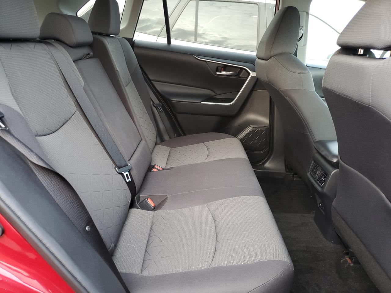 2021 Toyota Rav4 Xle VIN: 2T3W1RFV3MW137269 Lot: 75126014