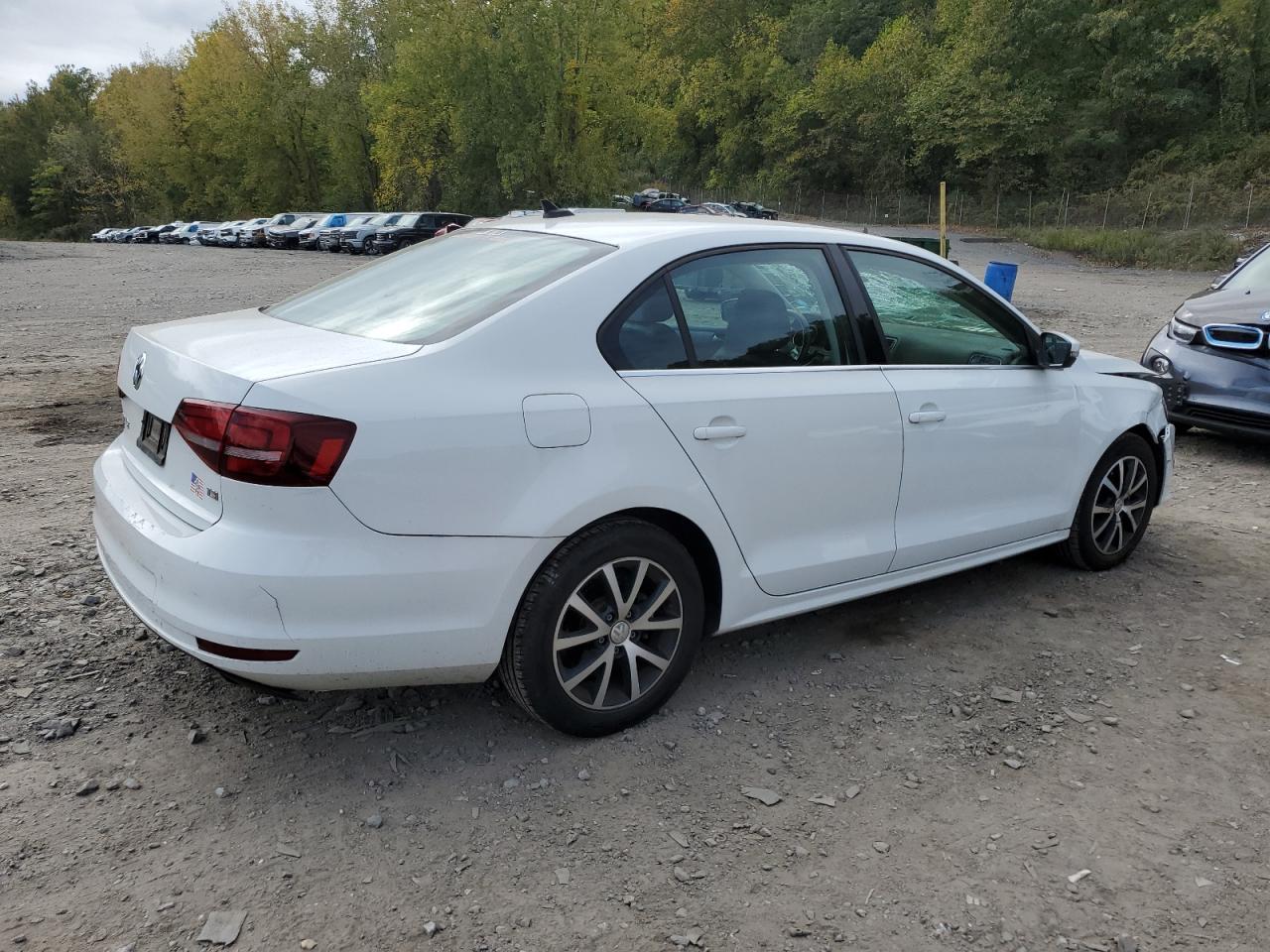 3VWDB7AJXHM411374 2017 Volkswagen Jetta Se