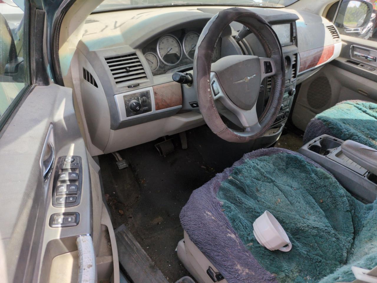 2008 Chrysler Town & Country Touring VIN: 2A8HR54P38R607789 Lot: 74917284