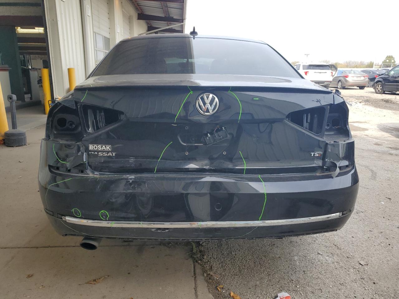 VIN 1VWAA7A35JC028506 2018 VOLKSWAGEN PASSAT no.6