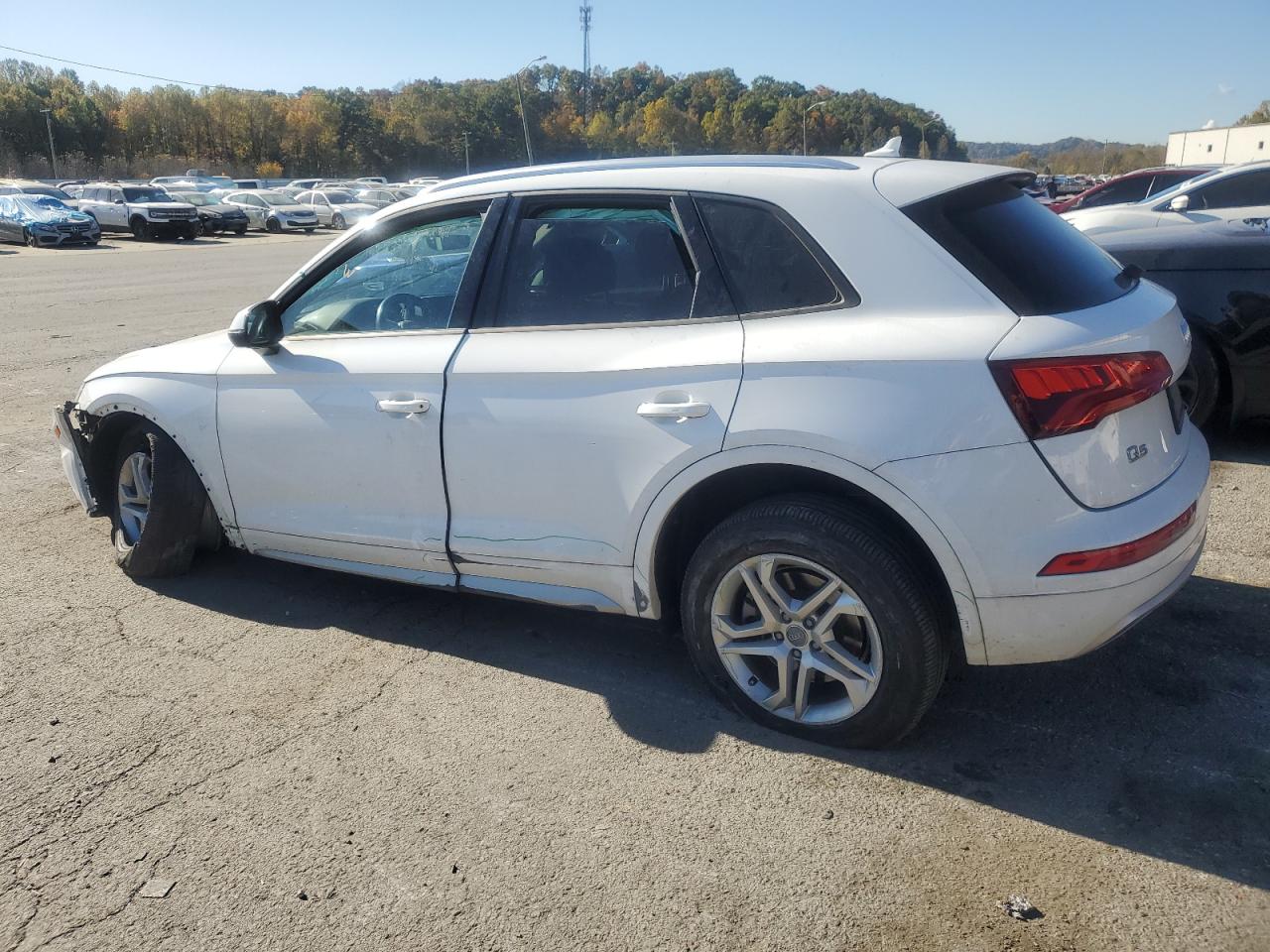2018 Audi Q5 - Image 2