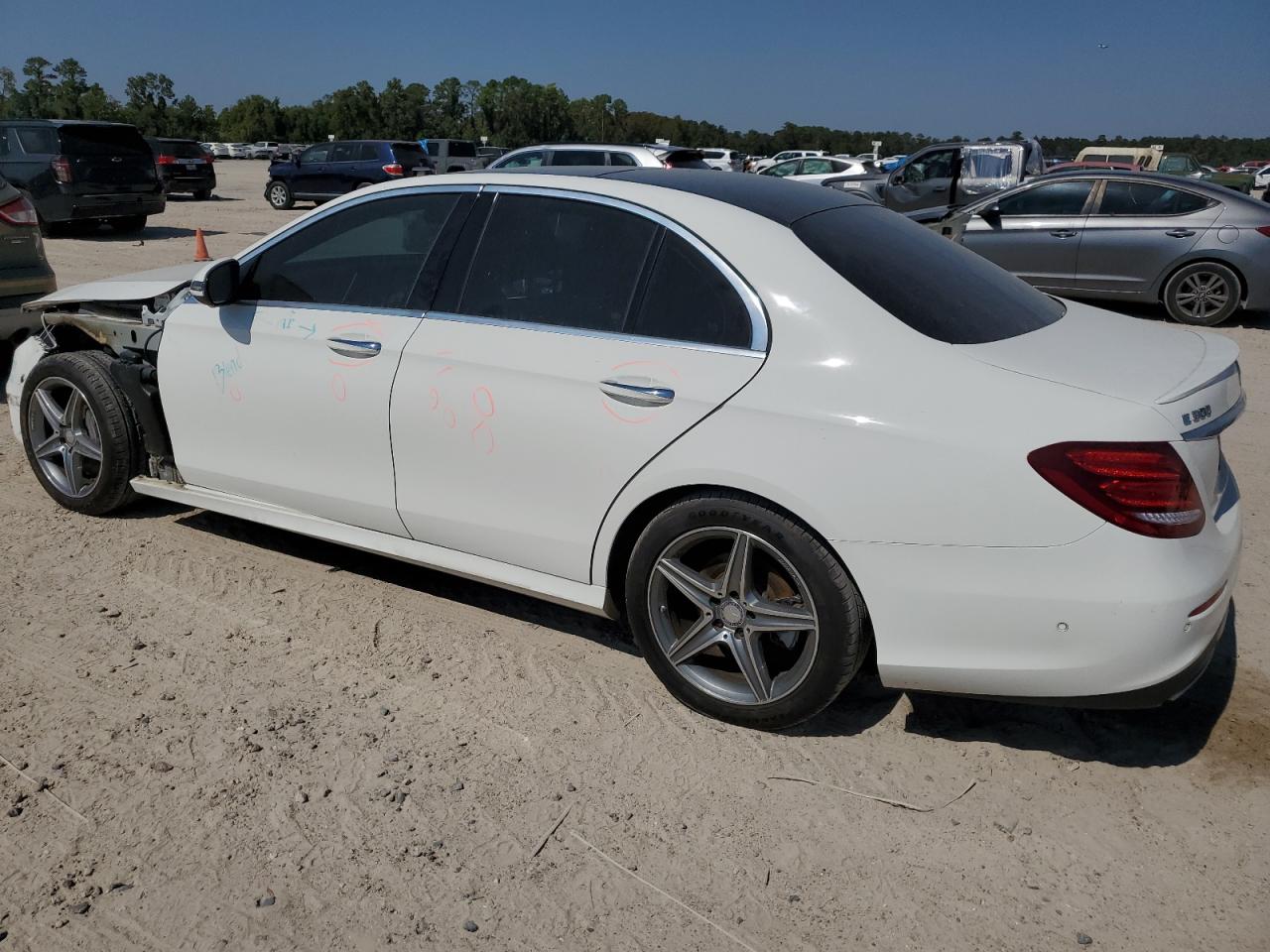 2017 Mercedes-Benz E-klasse - Image 2