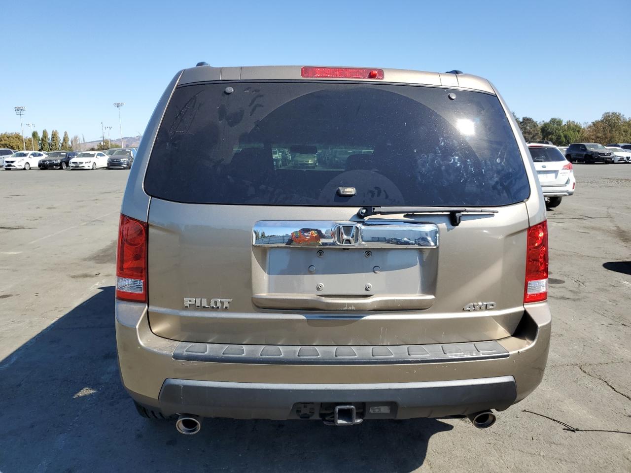 5FNYF4H67AB005832 2010 Honda Pilot Exl