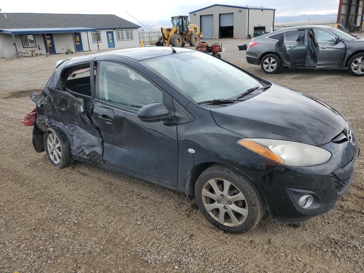 2011 Mazda 2 - Image 4