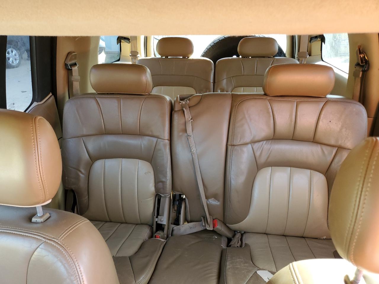2002 GMC Envoy - Image 10