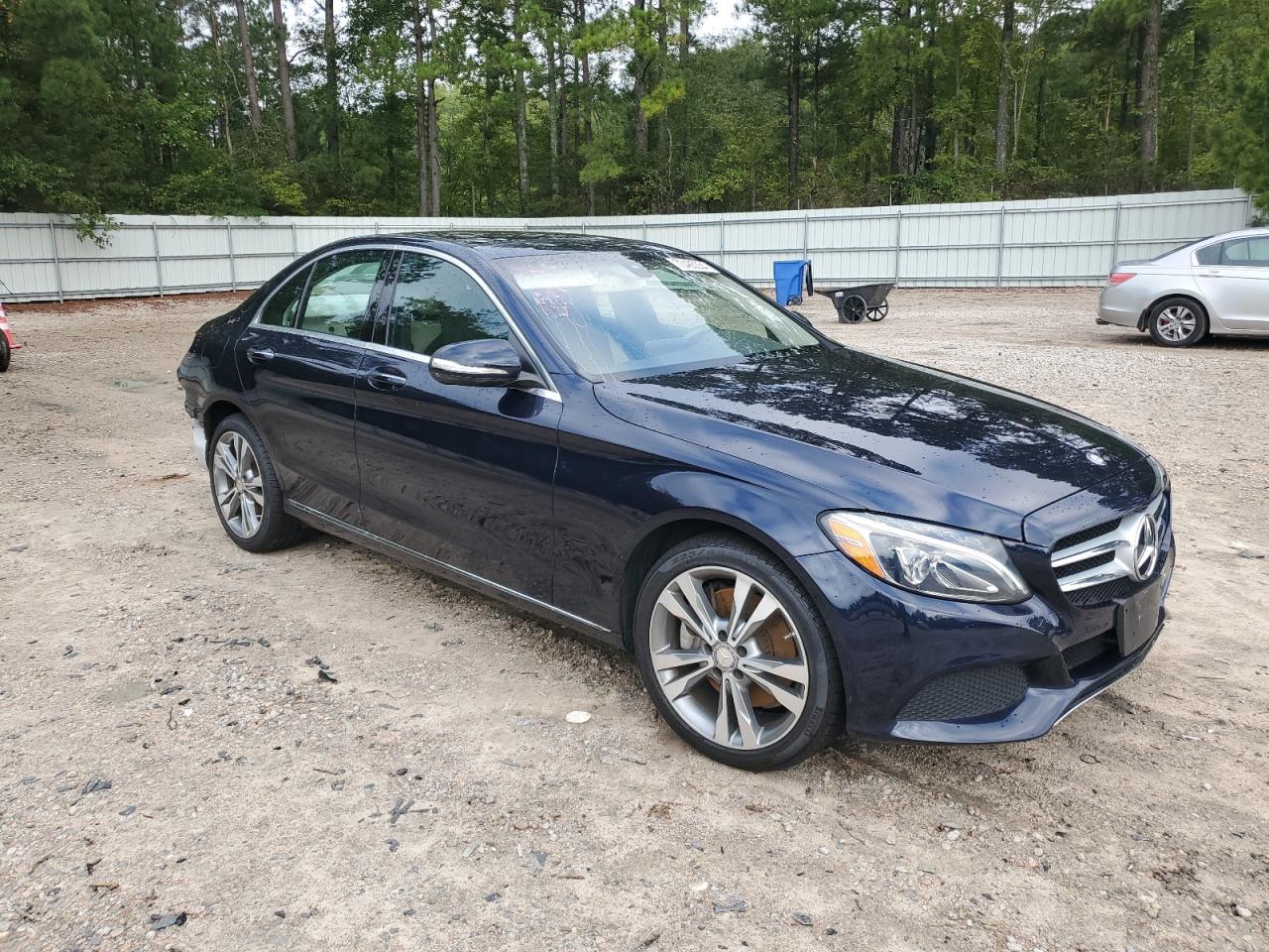 VIN 55SWF4KB8FU090733 2015 MERCEDES-BENZ C-CLASS no.4