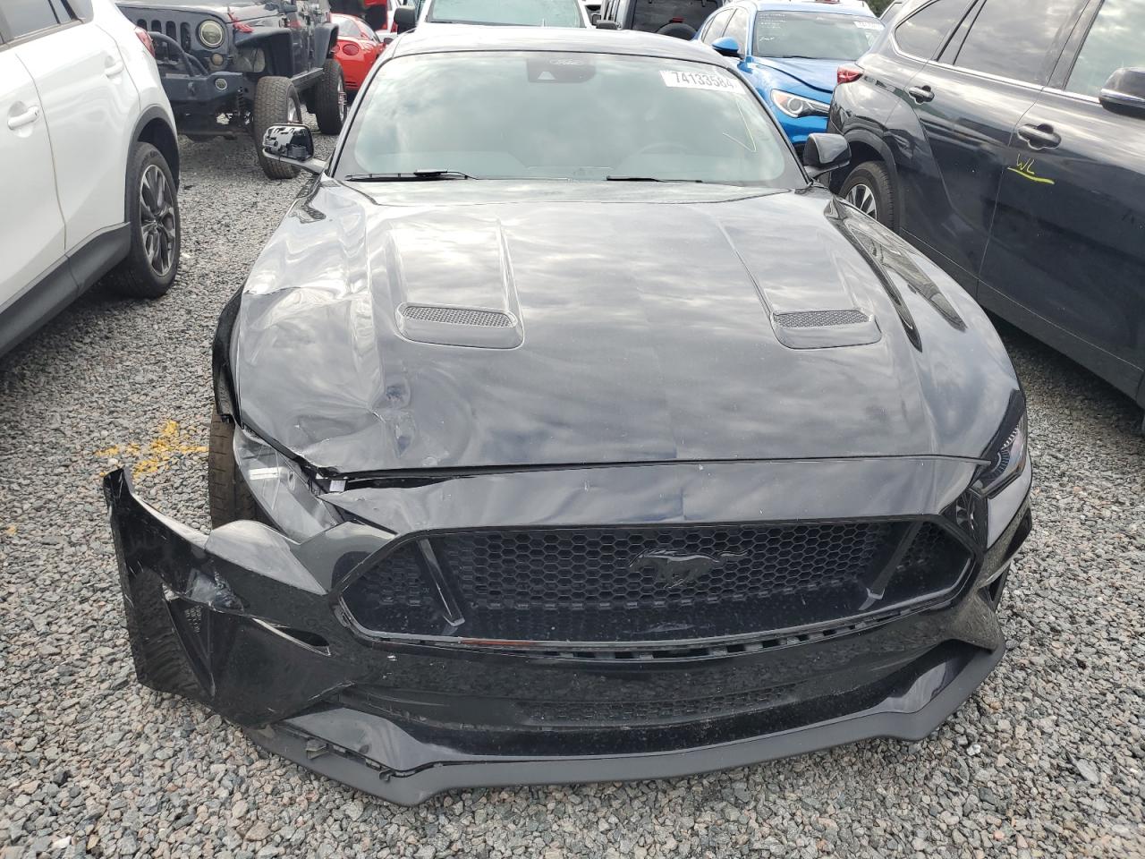2022 Ford Mustang - Image 5