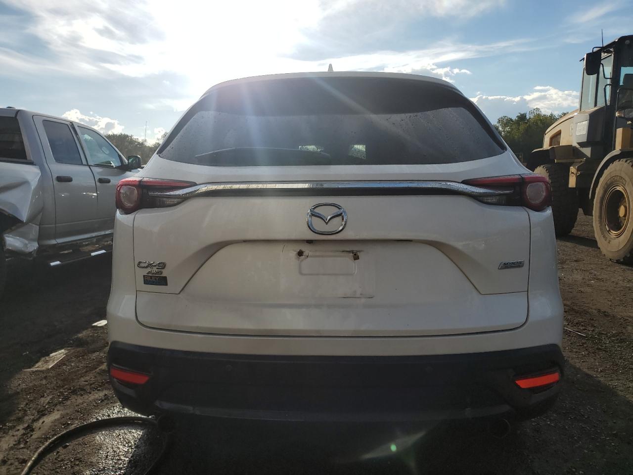 JM3TCBCY6J0225808 2018 Mazda Cx-9 Touring