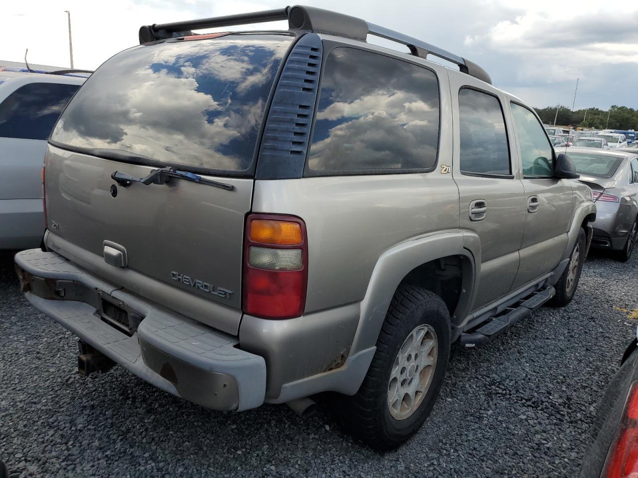 2002 Chevrolet Tahoe - Image 3