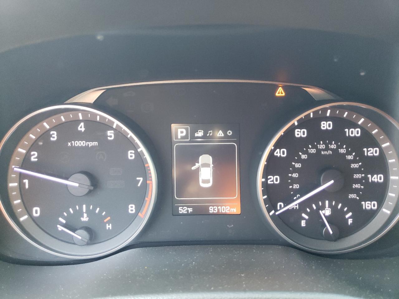 2018 Hyundai Elantra - Image 9