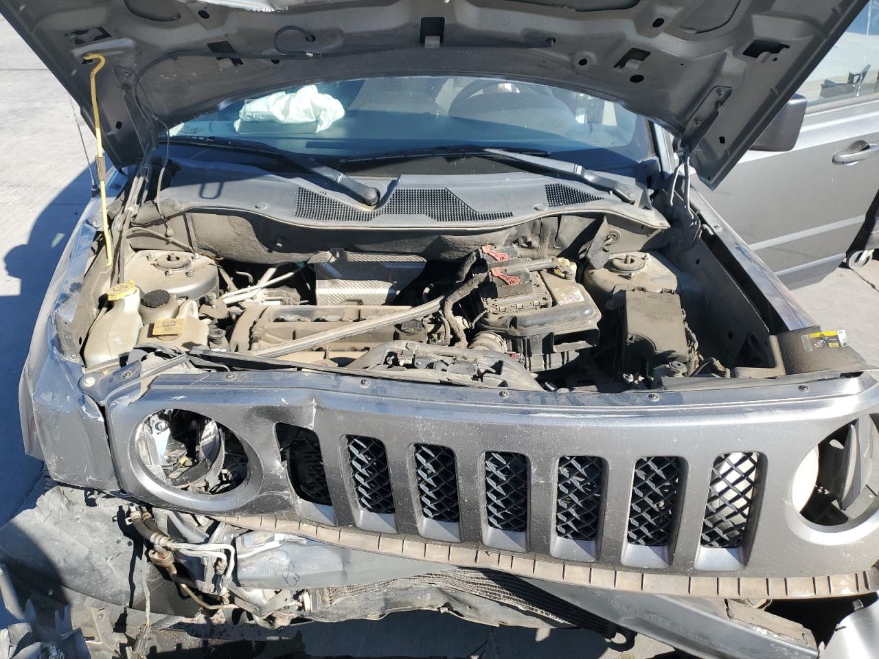 VIN 1C4NJPFA5ED574816 2014 JEEP PATRIOT no.12