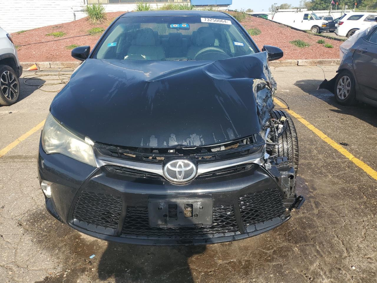 2015 Toyota Camry - Image 5