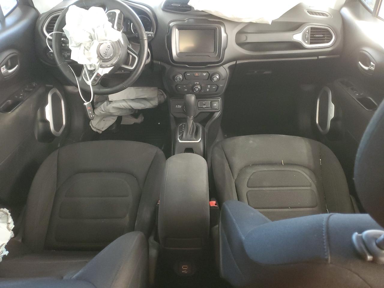 ZACCJBBB3JPJ20047 2018 Jeep Renegade Latitude