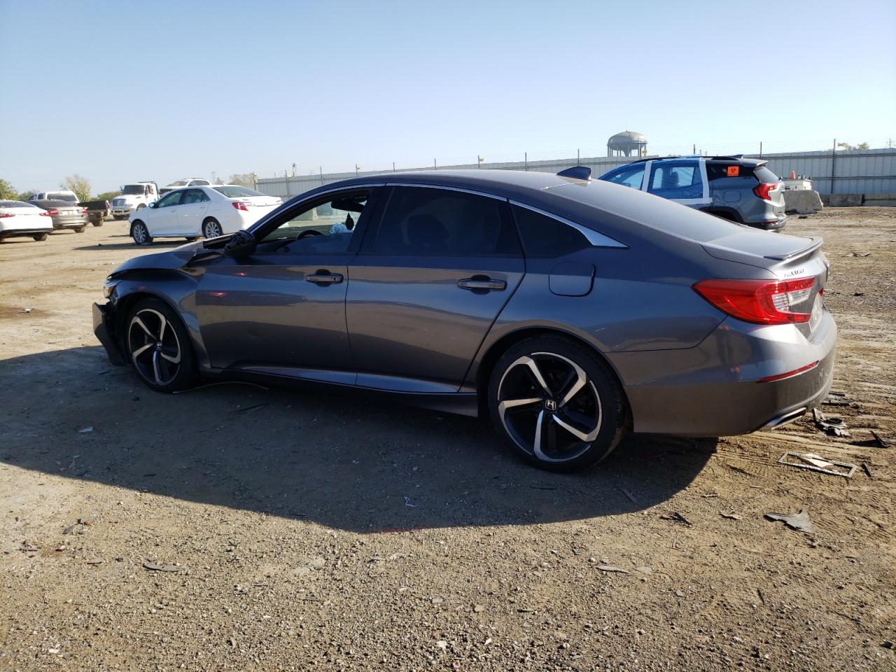 VIN 1HGCV1F36JA099281 2018 HONDA ACCORD no.2