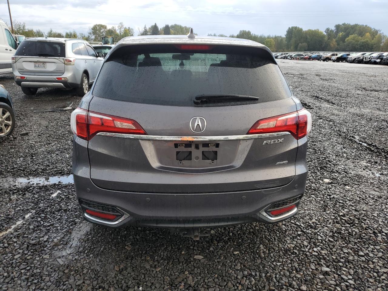 5J8TB4H71HL028594 2017 Acura Rdx Advance