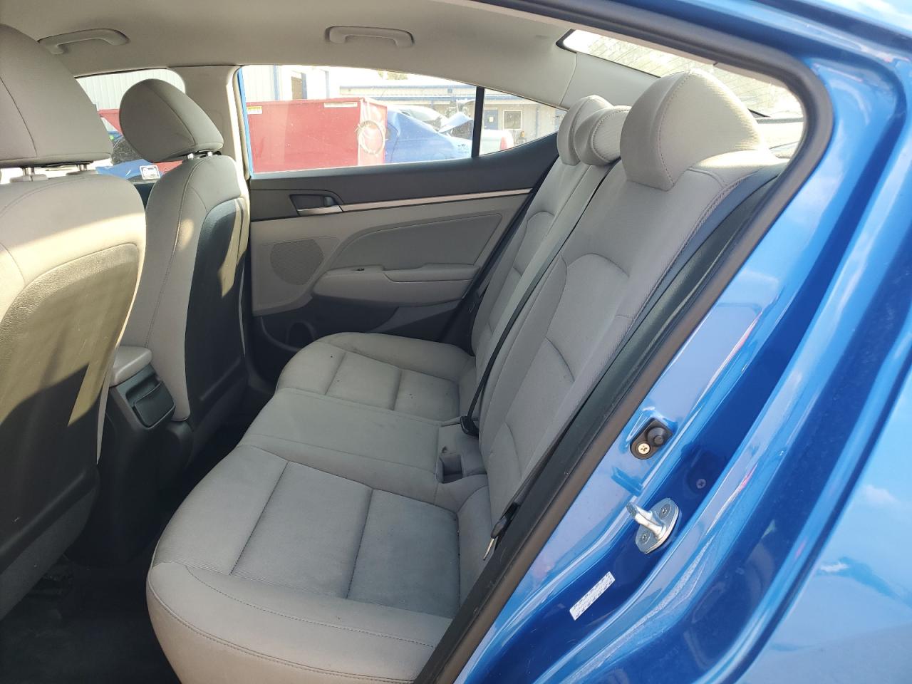 2018 Hyundai Elantra - Image 10
