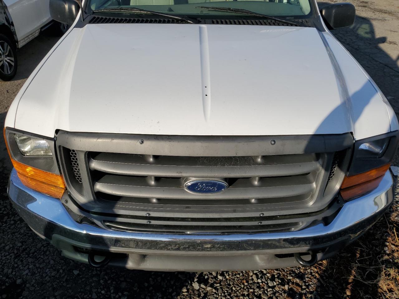 2001 Ford F250 Super Duty VIN: 1FTNX21L51EA29472 Lot: 77810274